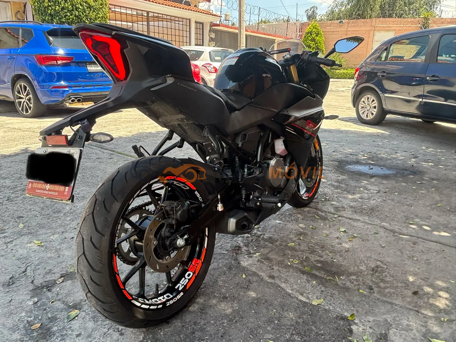 CF Moto 250 SR Fun - Image 02 (September 9, 2026)